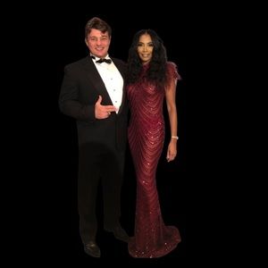 Meet your Posher, Tolla